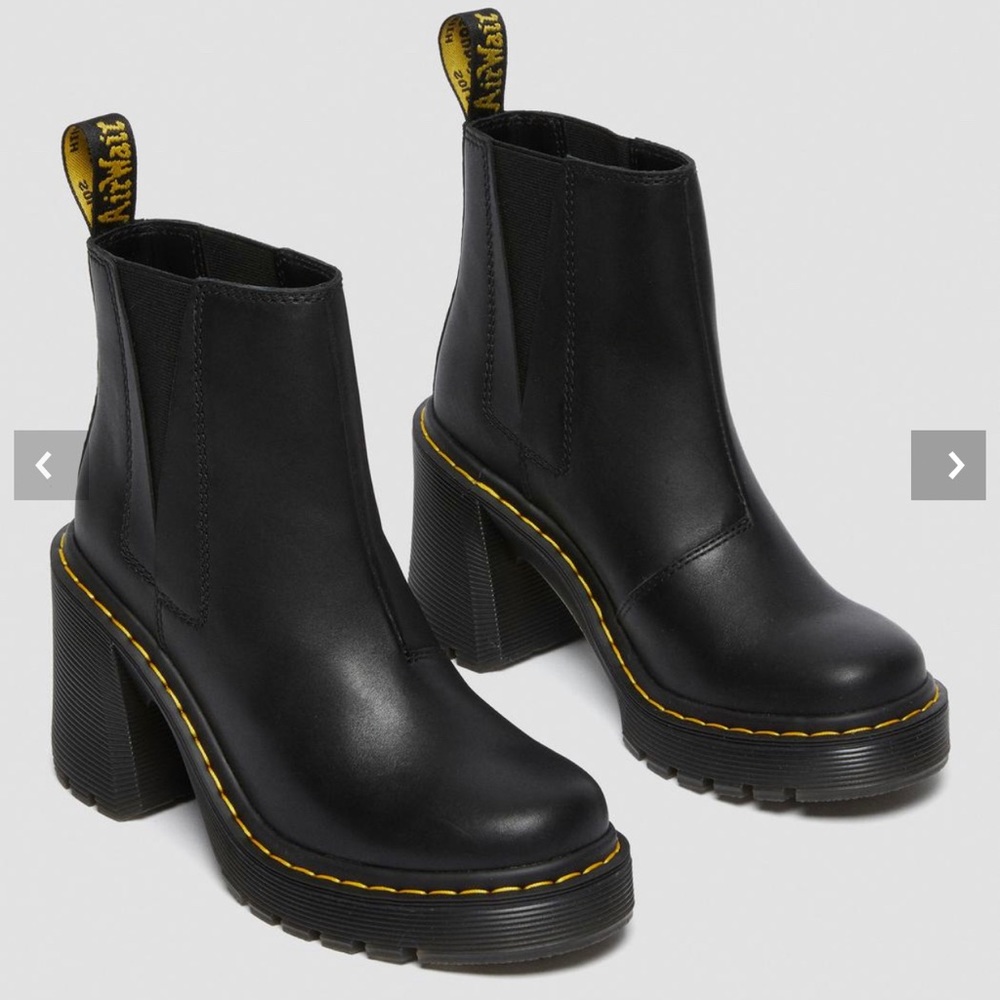 Like New Dr. Martens Spence Heeled Chelsea Boots Size 10